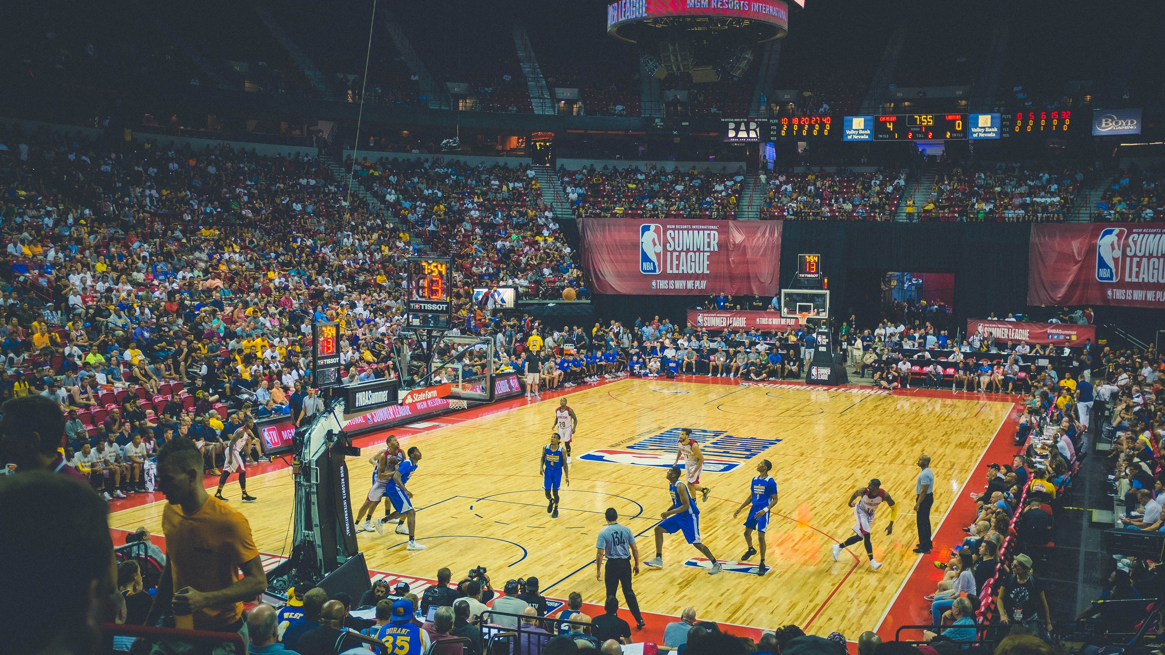 黑马球队逆袭成功